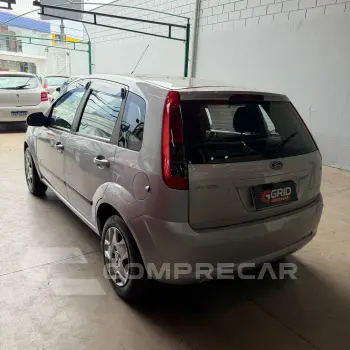 FIESTA 1.6 MPI Class Hatch 8V