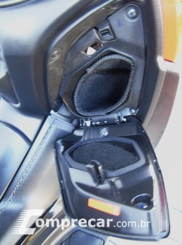 YAMAHA XMAX 250 ABS