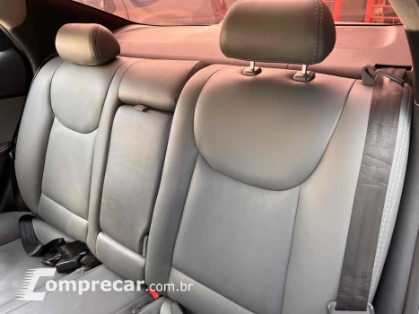 ELANTRA 1.8 GLS 16V GASOLINA 4P AUTOMÁTICO