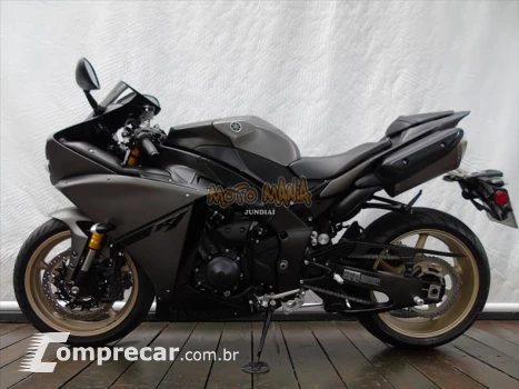 YZF R1