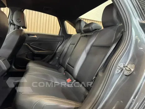 JETTA 1.4 250 TSI TOTAL FLEX R-LINE TIPTRONIC