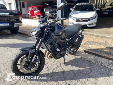 Yamaha Mt-09