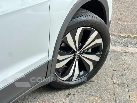 T CROSS TSI