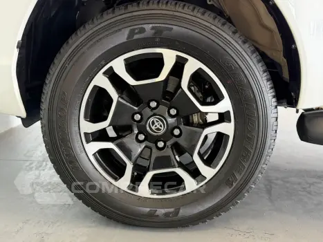 HILUX 2.8 D-4D TURBO DIESEL CD SRX 4X4 AUTOMÁTICO