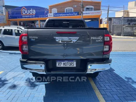 HILUX 2.8 D-4D TURBO DIESEL CD SRX 4X4 AUTOMÁTICO