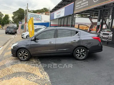 VERSA UNIQUE 1.6 16V FlexStart 4p Aut.