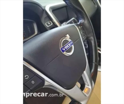 XC60 2.0 T5 KINETIC GASOLINA 4P AUTOMÁTICO
