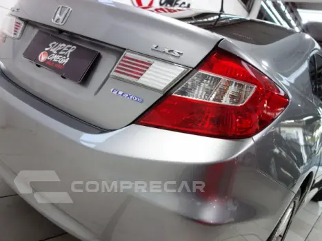 CIVIC - 1.8 LXS 16V 4P AUTOMÁTICO