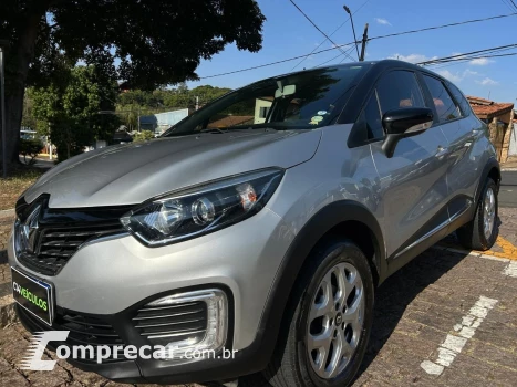Renault CAPTUR Life 1.6 16V Flex 5p Aut. 4 portas