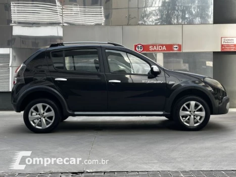 SANDERO - 1.6 STEPWAY 16V 4P MANUAL