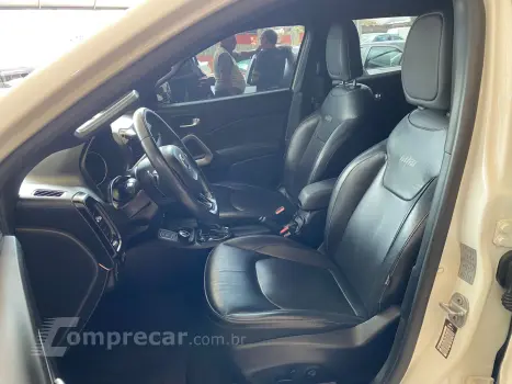 TORO 2.0 16V Turbo Ultra 4WD