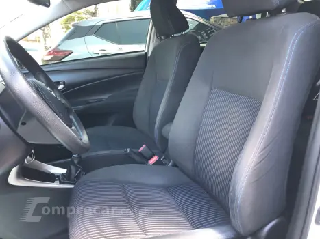 Yaris 1.5 16V Flex Sedan Xl Manual