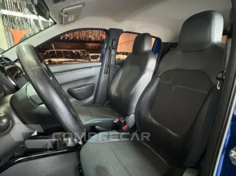 KWID - 1.0 12V SCE INTENSE MANUAL