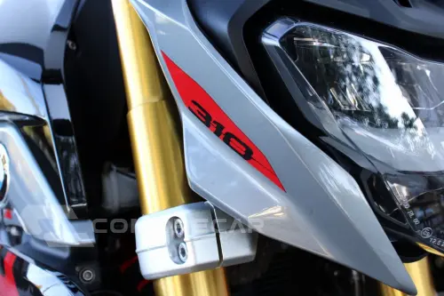 BMW G 310 R