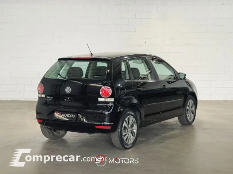 POLO - 1.6 MI 8V 4P MANUAL