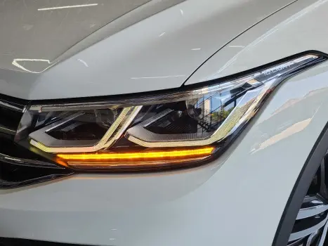 TIGUAN 2.0 300 TSI GASOLINA ALLSPACE R-LINE AUTOMÁTICO