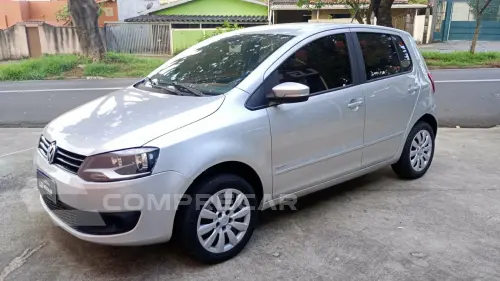 Volkswagen FOX 1.6 MI Trendline 8V 4 portas