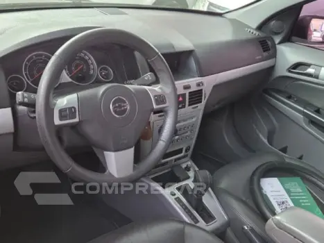 VECTRA SEDAN - 2.0 MPFI ELEGANCE 8V 4P AUTOMÁTICO