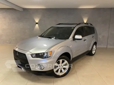 Mitsubishi OUTLANDER 2.0 Comfort 16V 4 portas
