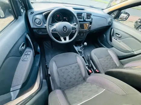 Logan 1.0 12V 4P FLEX SCE ZEN