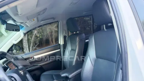 HILUX 2.8 D-4d Turbo CD SRV 4X4