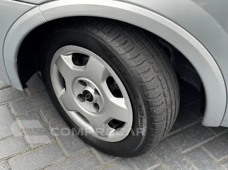 CORSA 1.0 MPFI JOY 8V