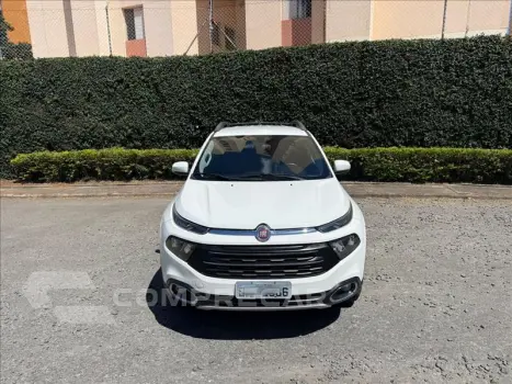 TORO 2.0 16V Turbo Freedom 4WD AT9