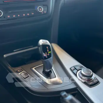 328I 2.0 Modern Sedan 16V
