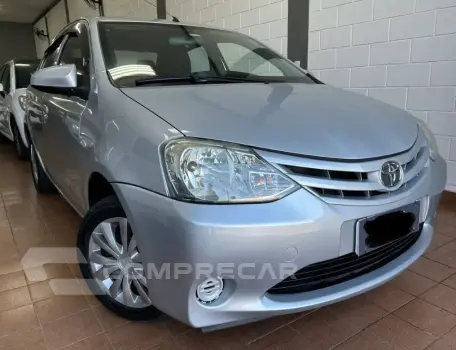 Toyota ETIOS XS Sedan1.5 Flex 16V 4p Mec. 4 portas
