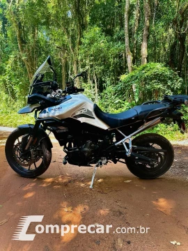 Triumph Tiger 900 GT