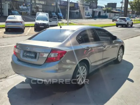 CIVIC - 1.8 LXS 16V 4P AUTOMÁTICO