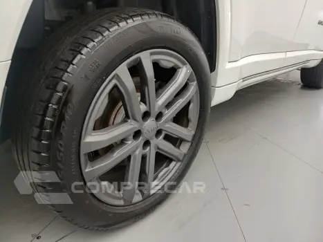 COMMANDER 2.0 HURRICANE 4 TURBO GASOLINA OVERLAND AT9