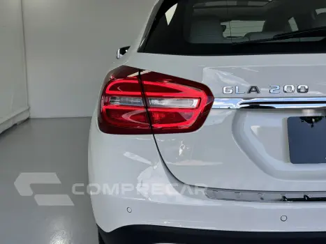 GLA 200 1.6 CGI Enduro 16V Turbo