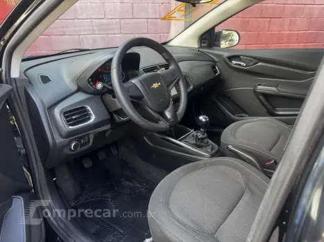 Onix Hatch 1.4 4P FLEX LT