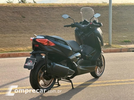 XMAX 250