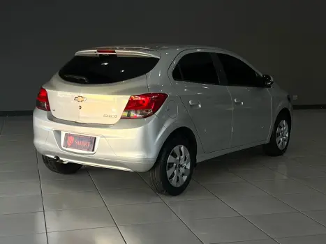 Onix 1.4 LT SPE/4