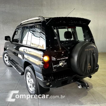 Pajero TR4 2.0 16V 4x4 Aut.