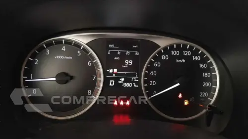 KICKS PLAY 1.6 16V FLEXSTART SENSE XTRONIC