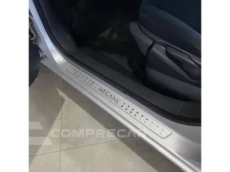 MEGANE 1.6 DYNAMIQUE GRAND TOUR 16V FLEX 4P MANUAL