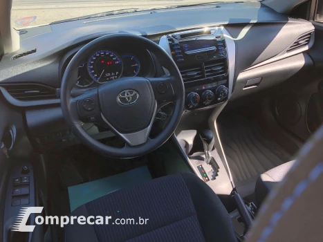 Yaris 1.5 16V Flex Sedan Xl Live Multidrive