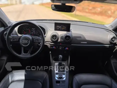 A3 1.4 TFSI SEDAN AMBIENTE 16V FLEX 4P TIPTRONIC