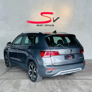 TAOS 1.4 250 TSI Highline