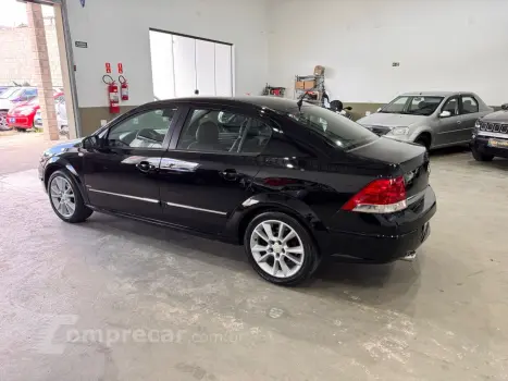 Vectra 2.4 Mpfi Elite 16V Flex 4P Automático