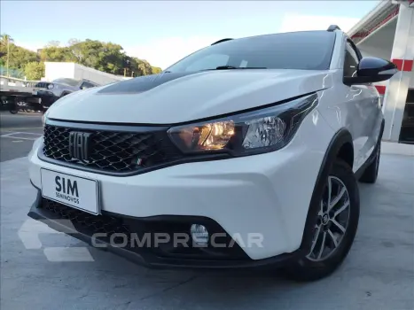 Fiat ARGO 1.3 Firefly Trekking 4 portas