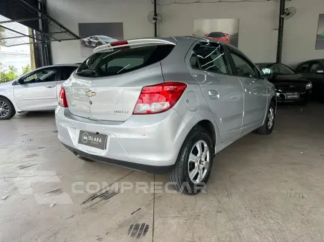 Onix LT 1.0 Flex 2014