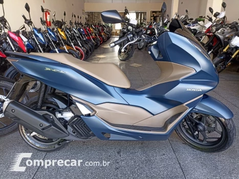 PCX 160 DLX