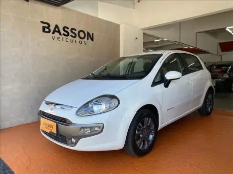 Fiat PUNTO 1.6 Essence 16V 4 portas