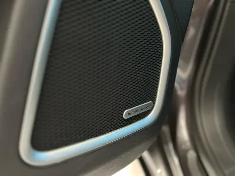 COMMANDER 1.3 T270 TURBO FLEX OVERLAND AT6