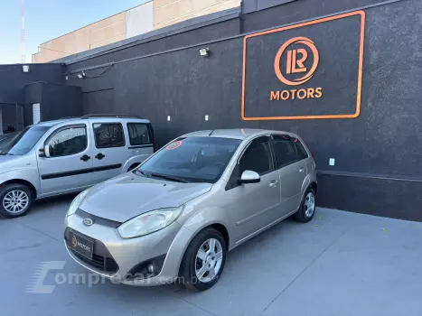 FIESTA 1.6 MPI Class Hatch 8V