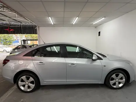 CRUZE LT 1.8 16V FlexPower 4p Mec.